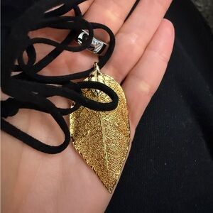 Gold Leaf Pendant Necklace